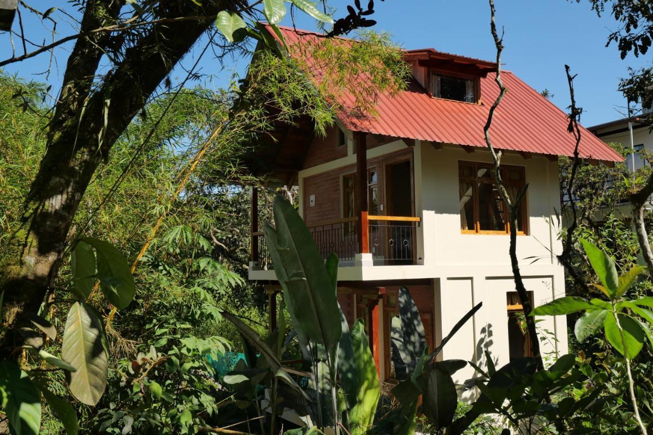 Casa Del Rio En Mindo Bed & Breakfast エクステリア 写真