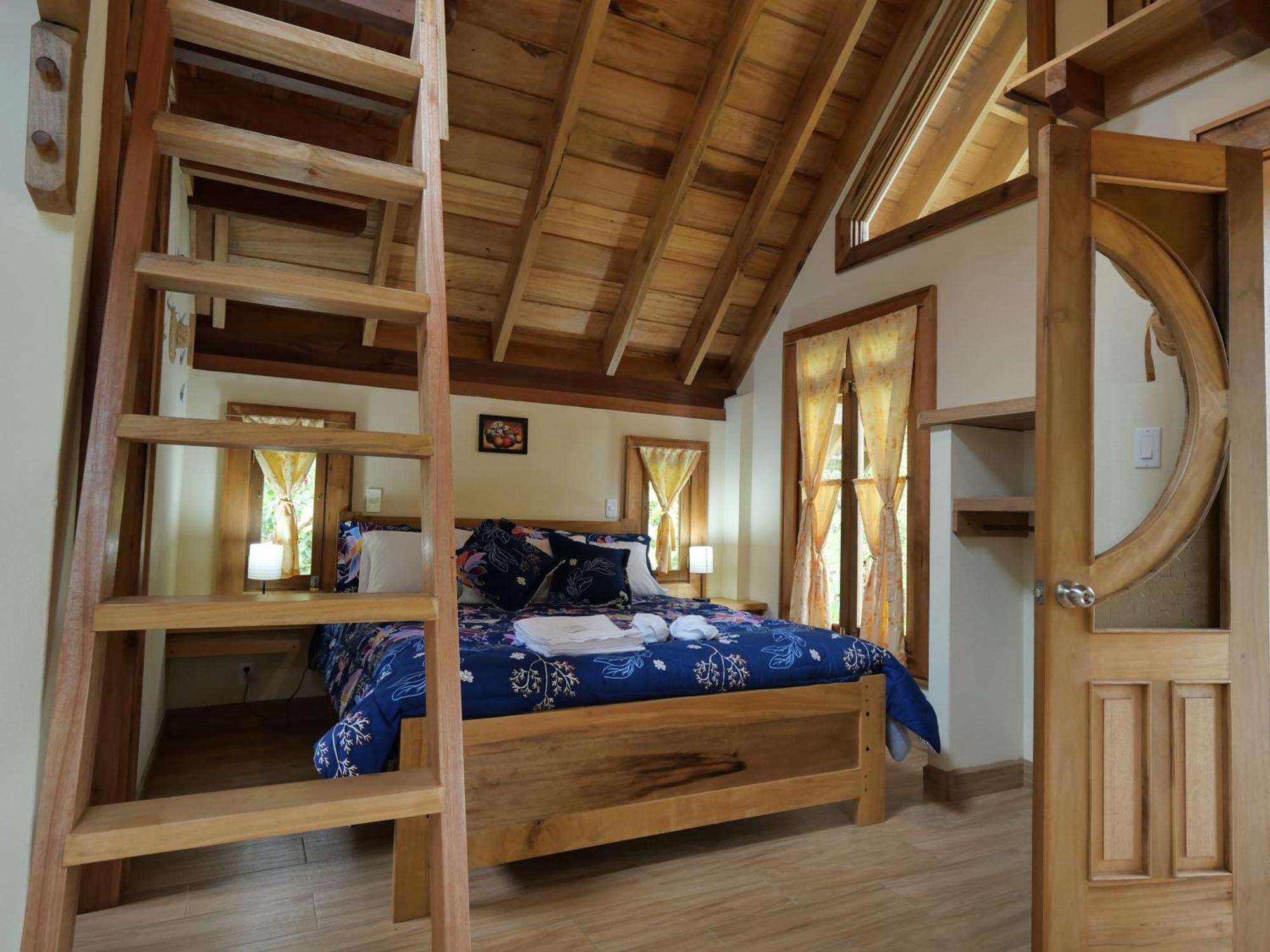 Casa Del Rio En Mindo Bed & Breakfast エクステリア 写真