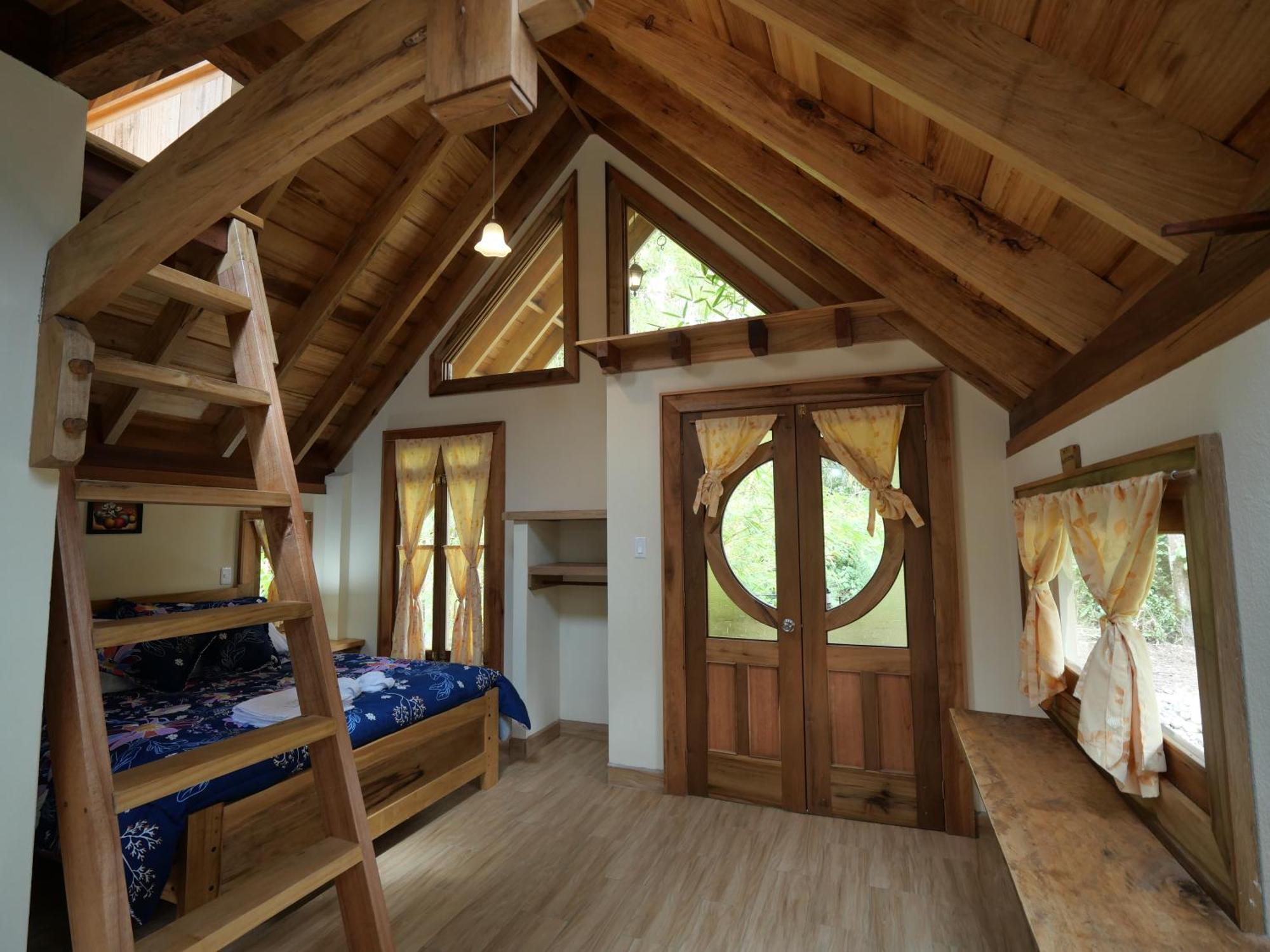 Casa Del Rio En Mindo Bed & Breakfast エクステリア 写真