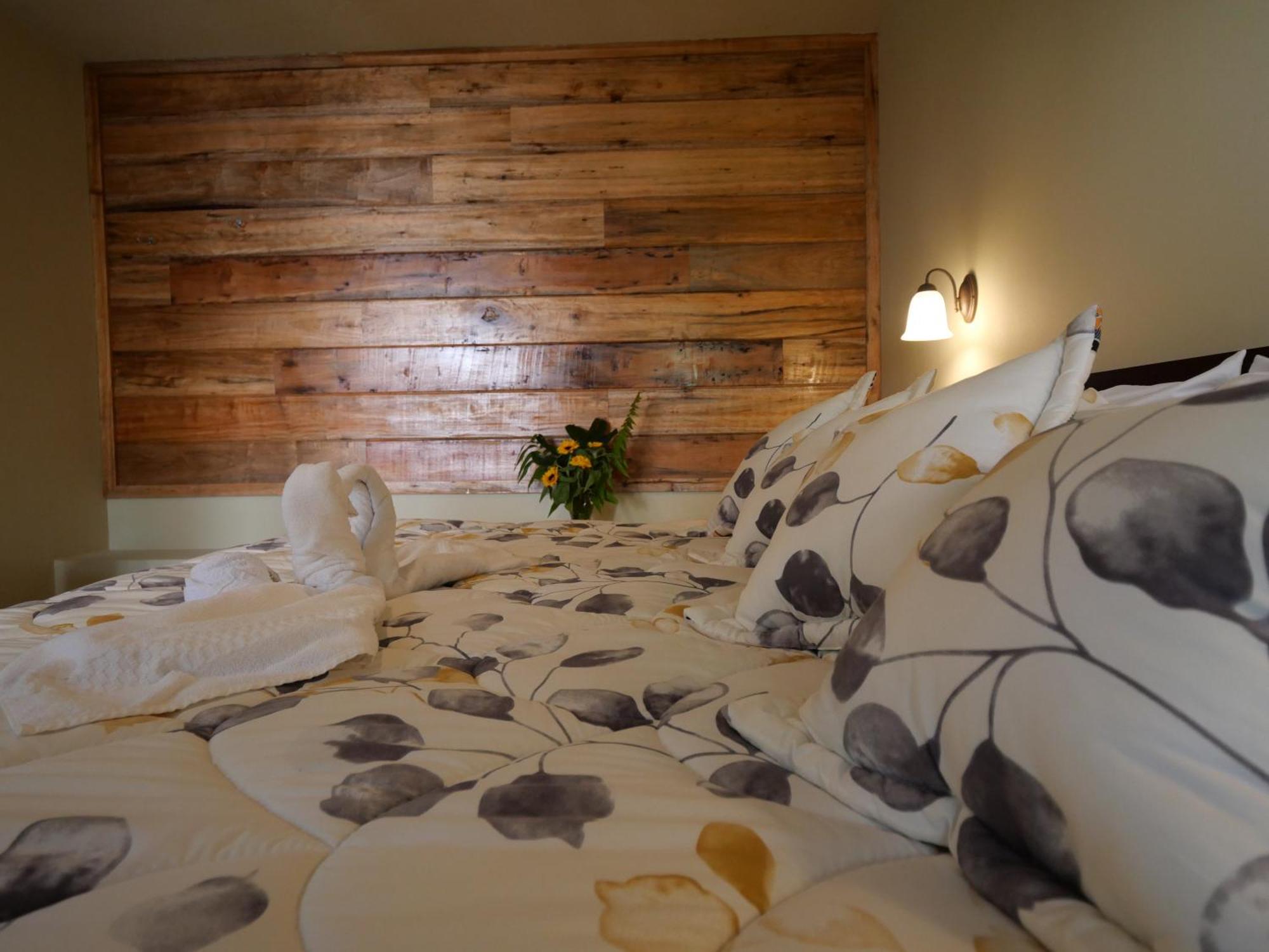 Casa Del Rio En Mindo Bed & Breakfast エクステリア 写真