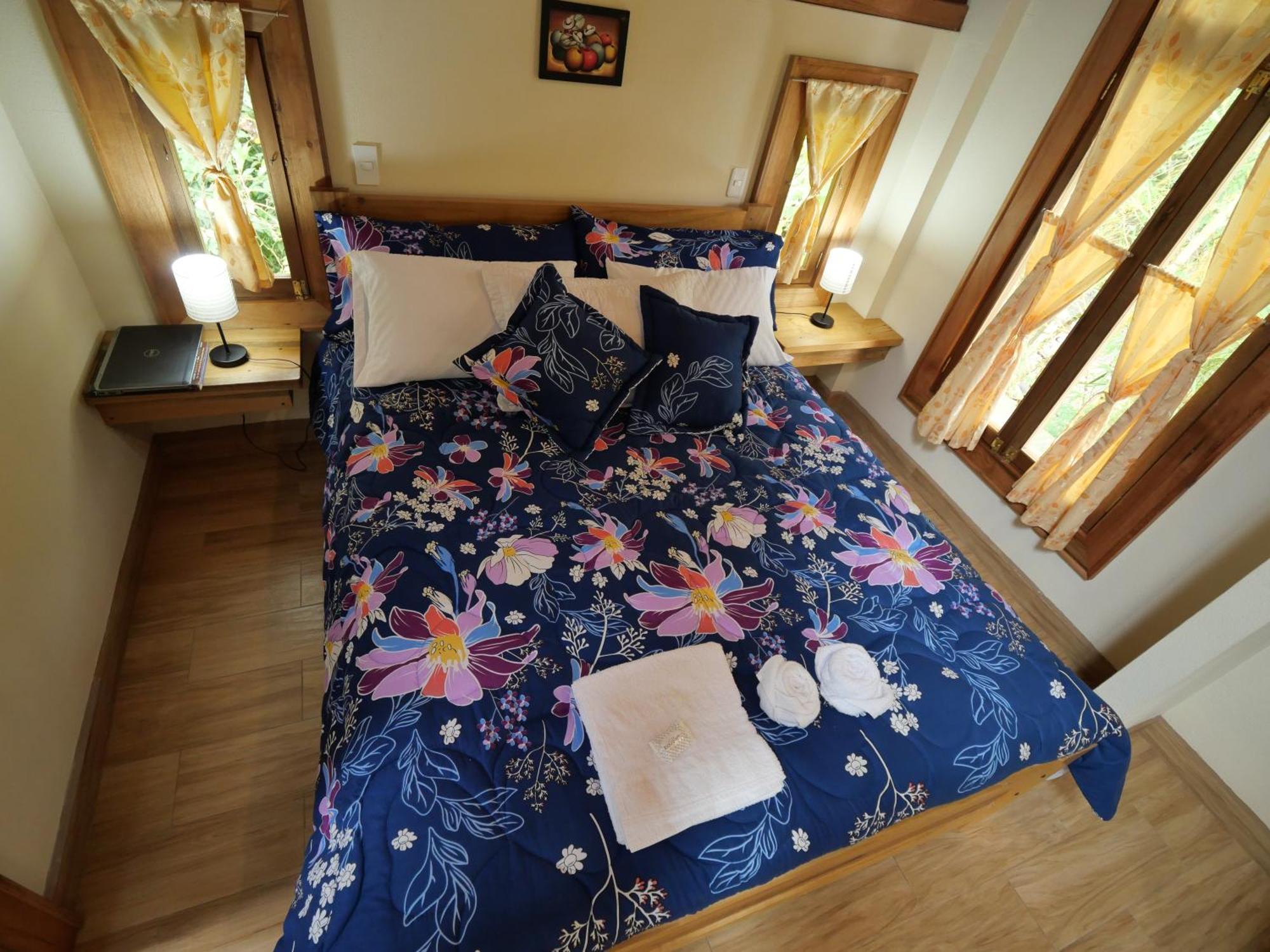 Casa Del Rio En Mindo Bed & Breakfast エクステリア 写真