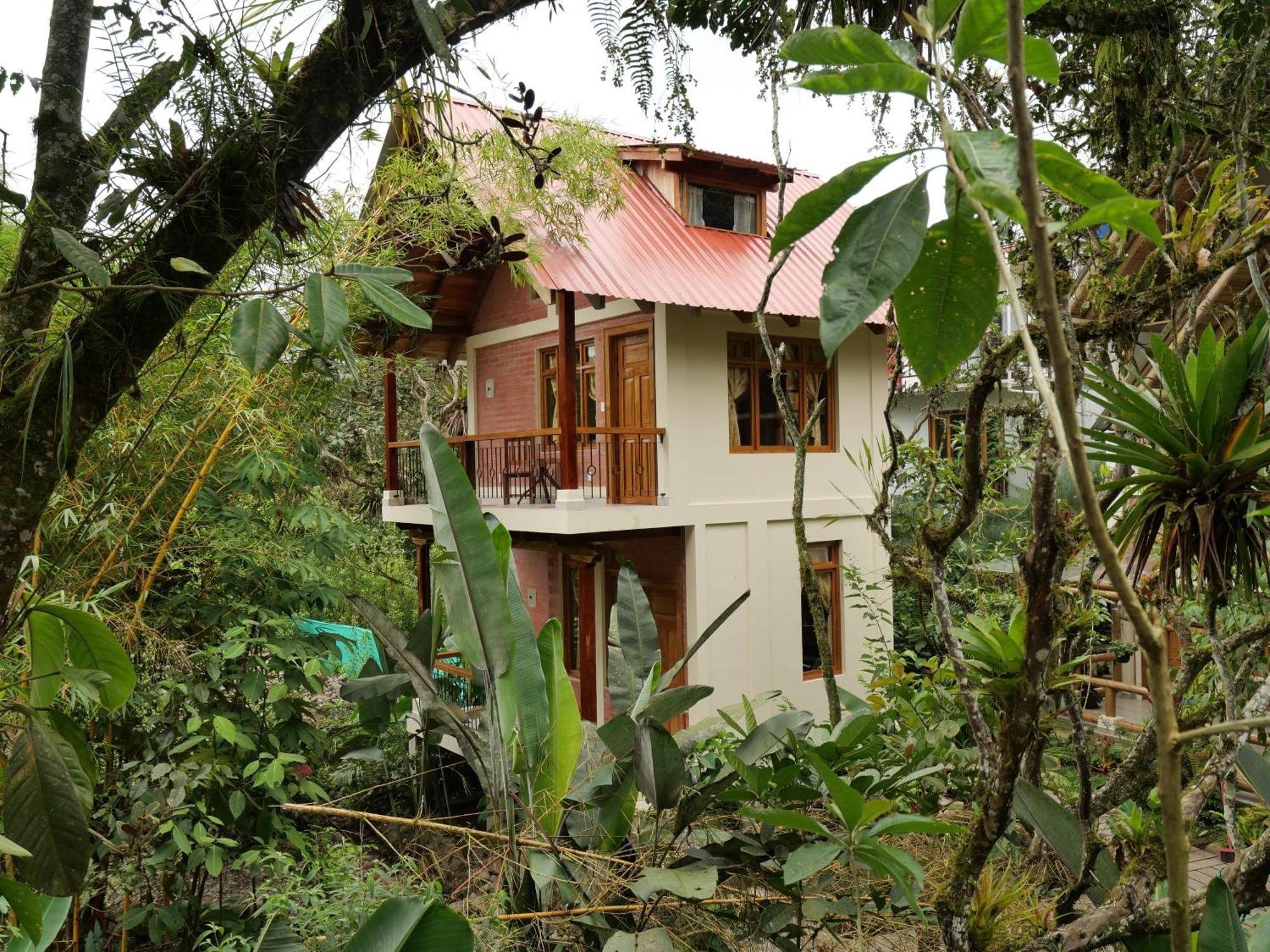 Casa Del Rio En Mindo Bed & Breakfast エクステリア 写真